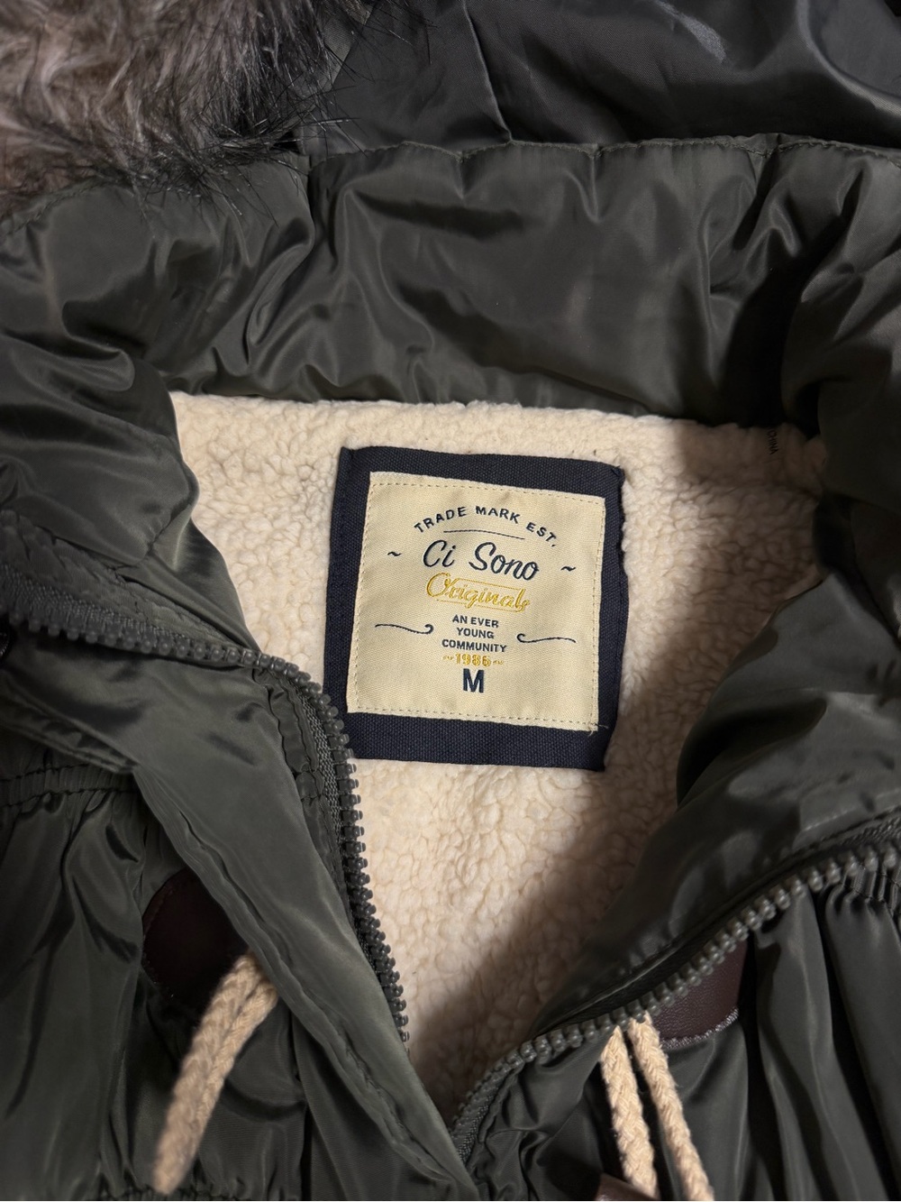 Ci Sono Olive Green Hooded Puffer Vest with Sherpa Lining - Picture 2 of 5